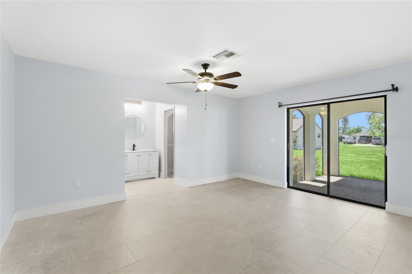 SUNRISE GOLF CLUB ESTATES - Residential