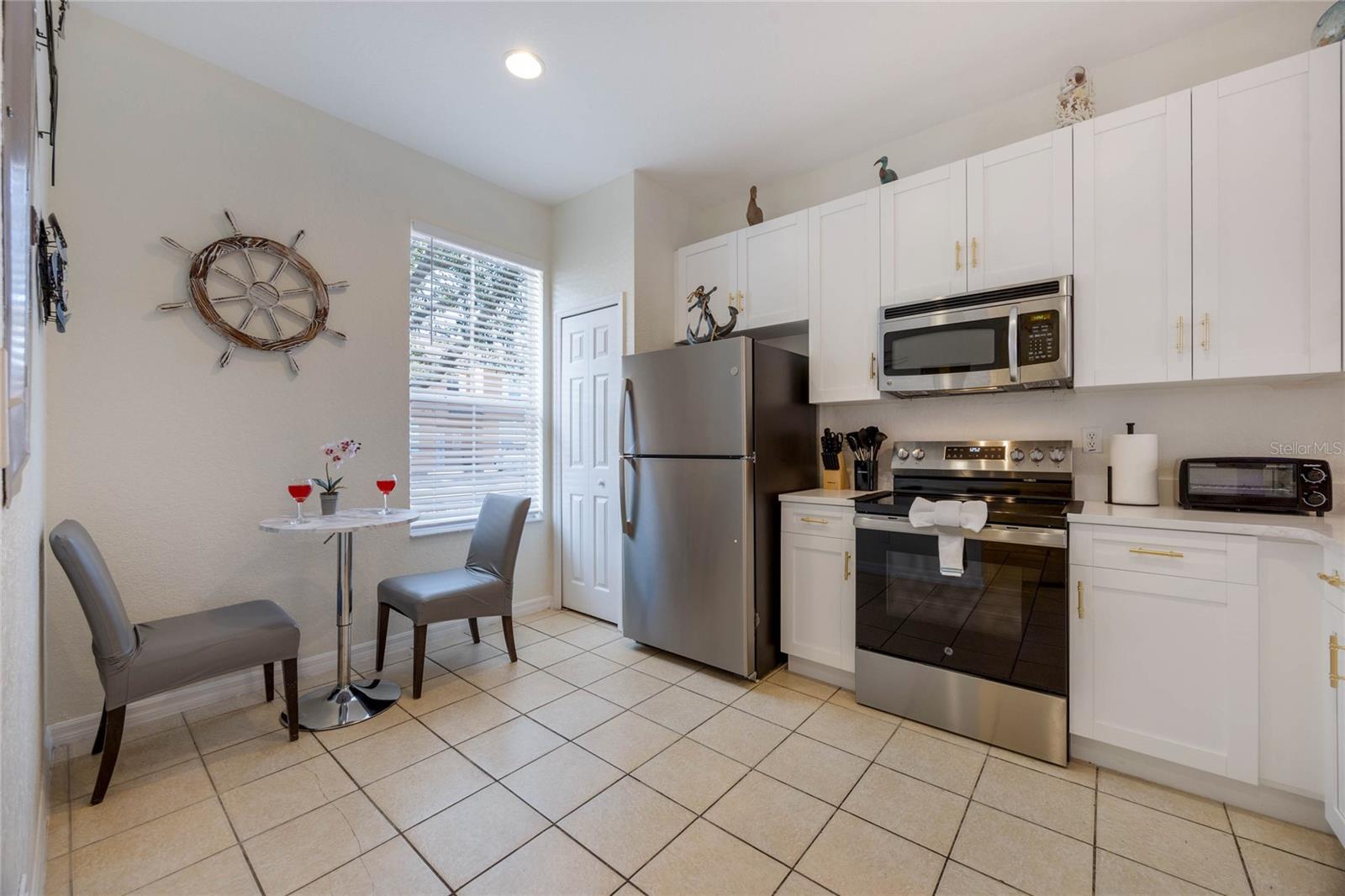 REGAL OAKS AT OLD TOWN - Residential