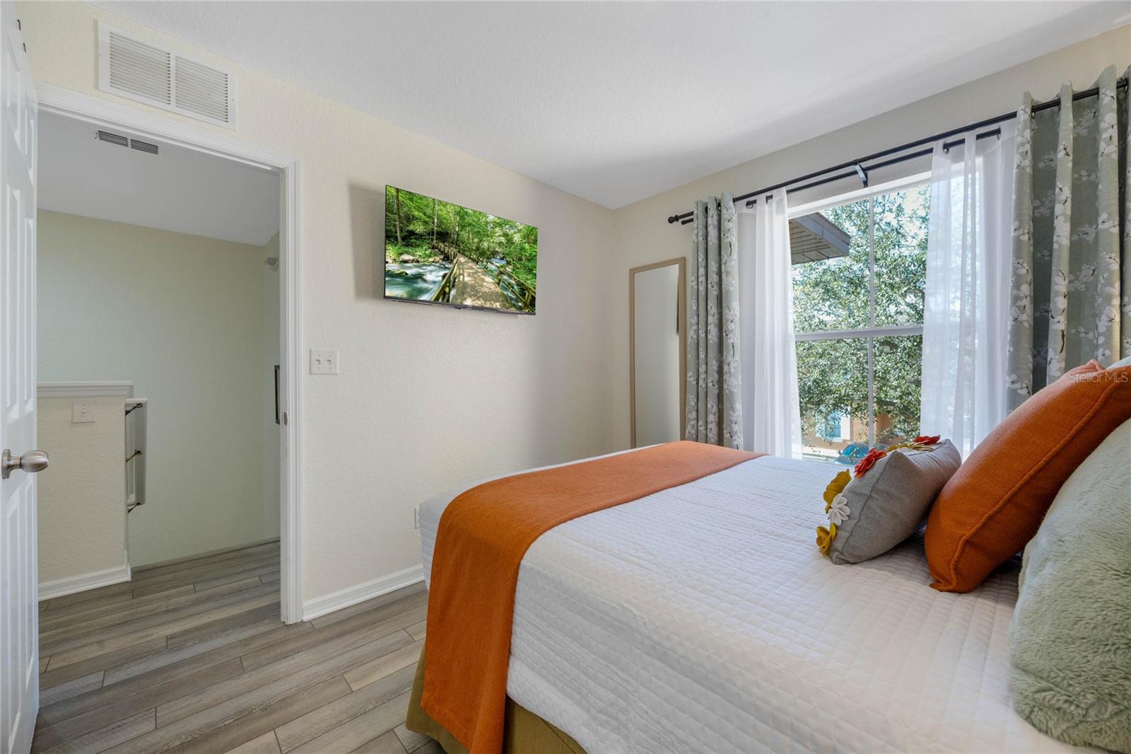 REGAL OAKS AT OLD TOWN - Residential