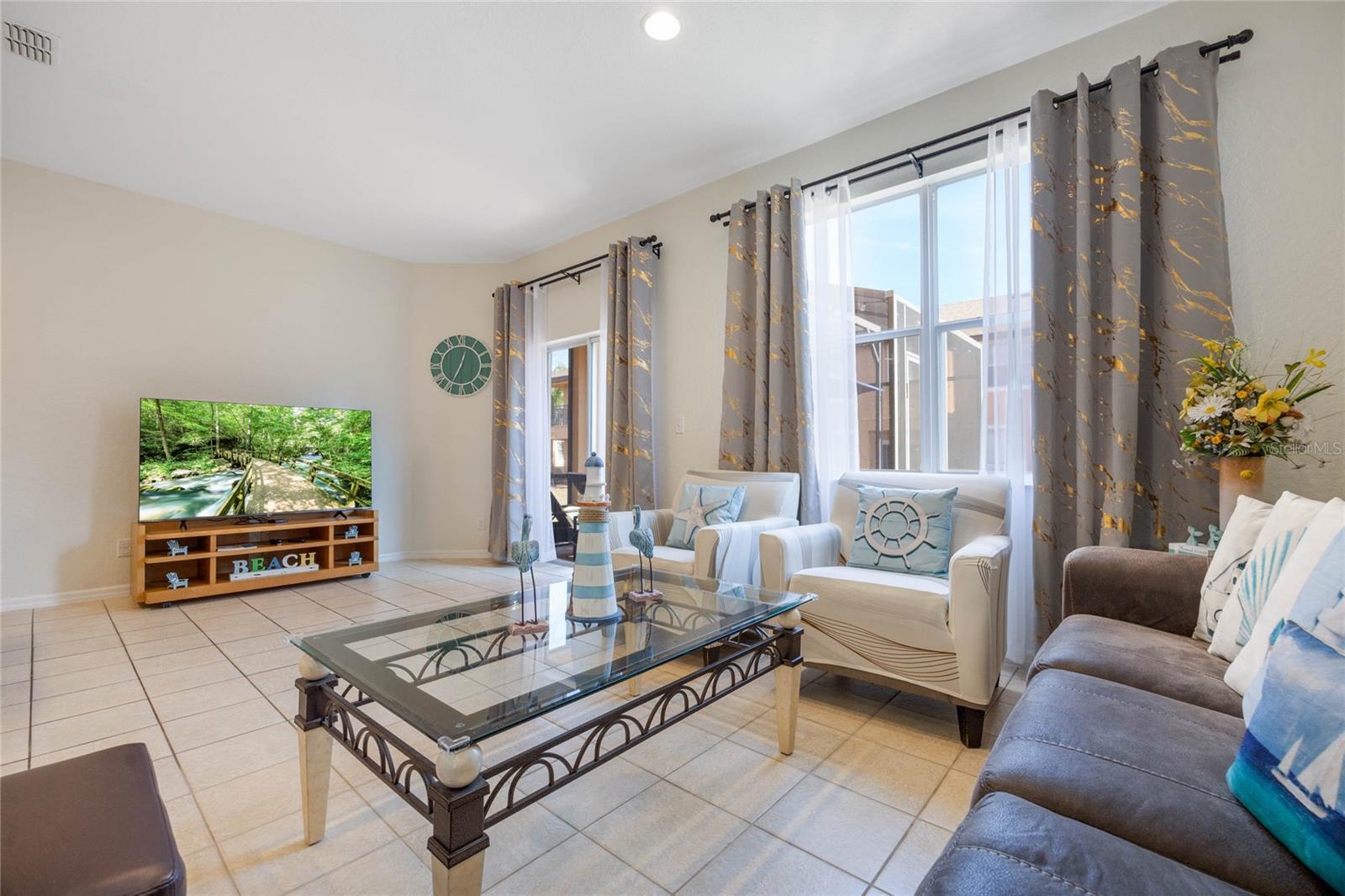 REGAL OAKS AT OLD TOWN - Residential