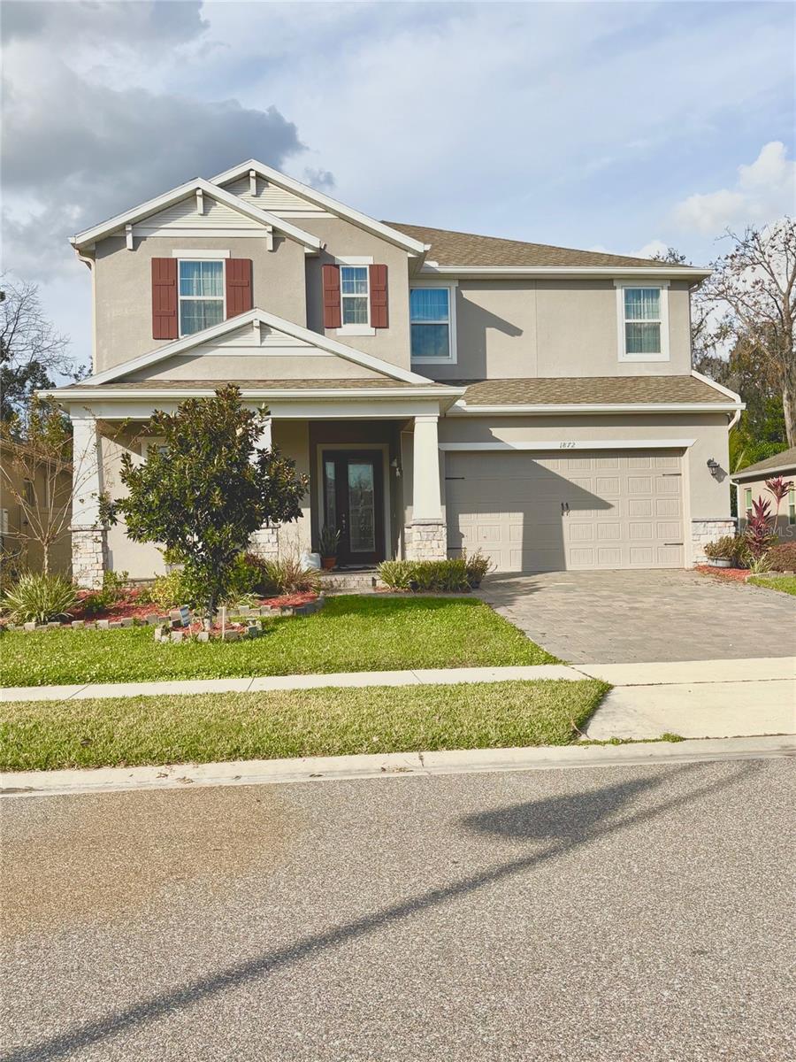 Welcome to the spacious 5 bedrooms and 4 and a half bathrooms. As you entered the foyer you will find the flex room on your left. All the way to the great room and the Chef's kitchen with beautiful granite island with bar seating, the gourmet kitchen, 42-inch solidwood with soft-closed cabinets, walk-in pantry, the breakfast nook, and the stanless steel appliances. The large formal dining room on your left perfect for entertaining the family and the guests for Holiday or for the special event. All the four bedrooms upstair have the spacious walk-in closets providing ample spaces for storage. The fifth bedroom and the pool bathroom is on the first floor.
Schedule your private showing today. This one won't last!