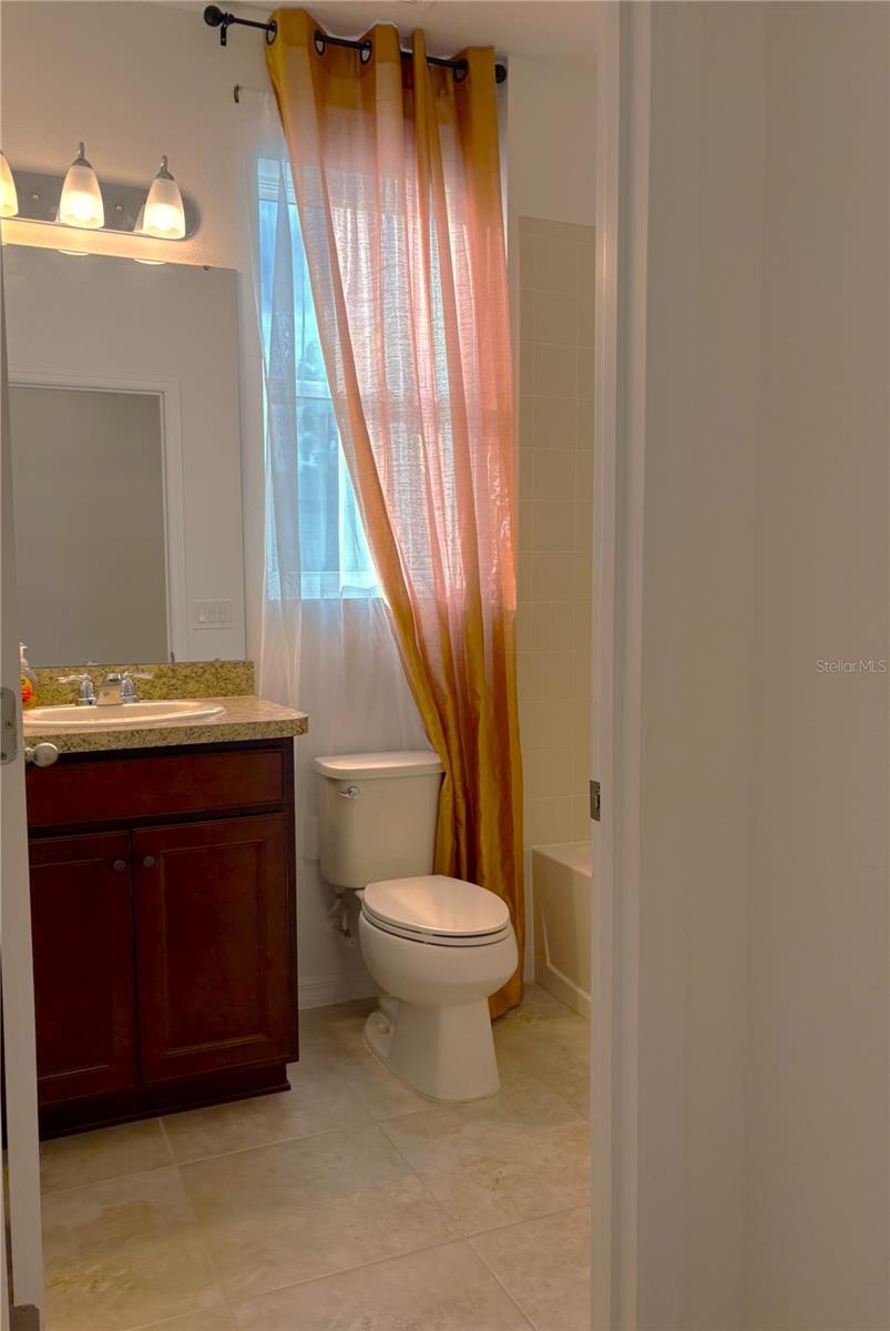OCOEE LNDGS - Residential