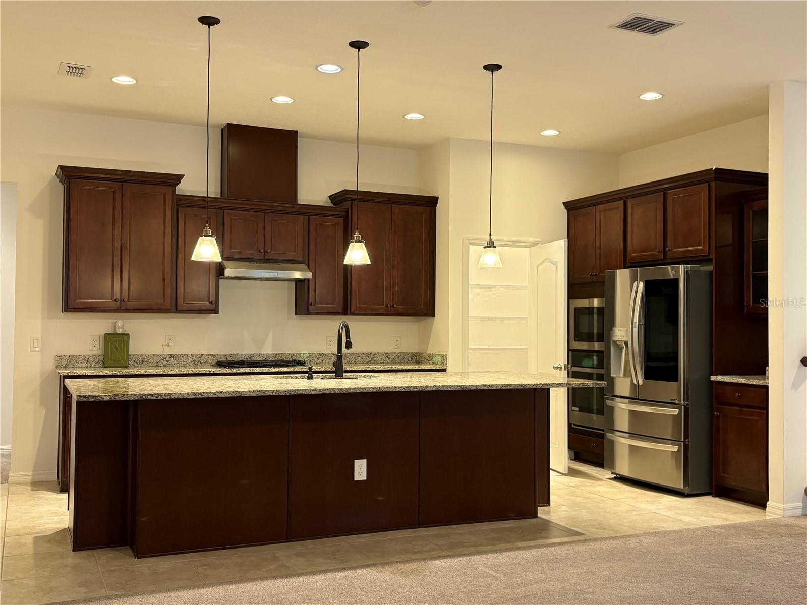 OCOEE LNDGS - Residential
