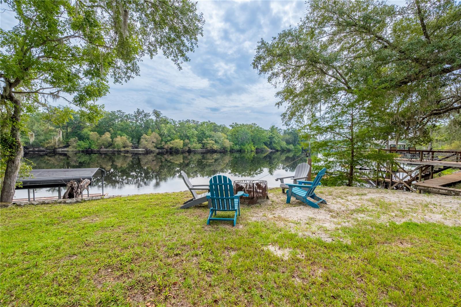 THE BLUFFS OF SUWANNEE - Residential