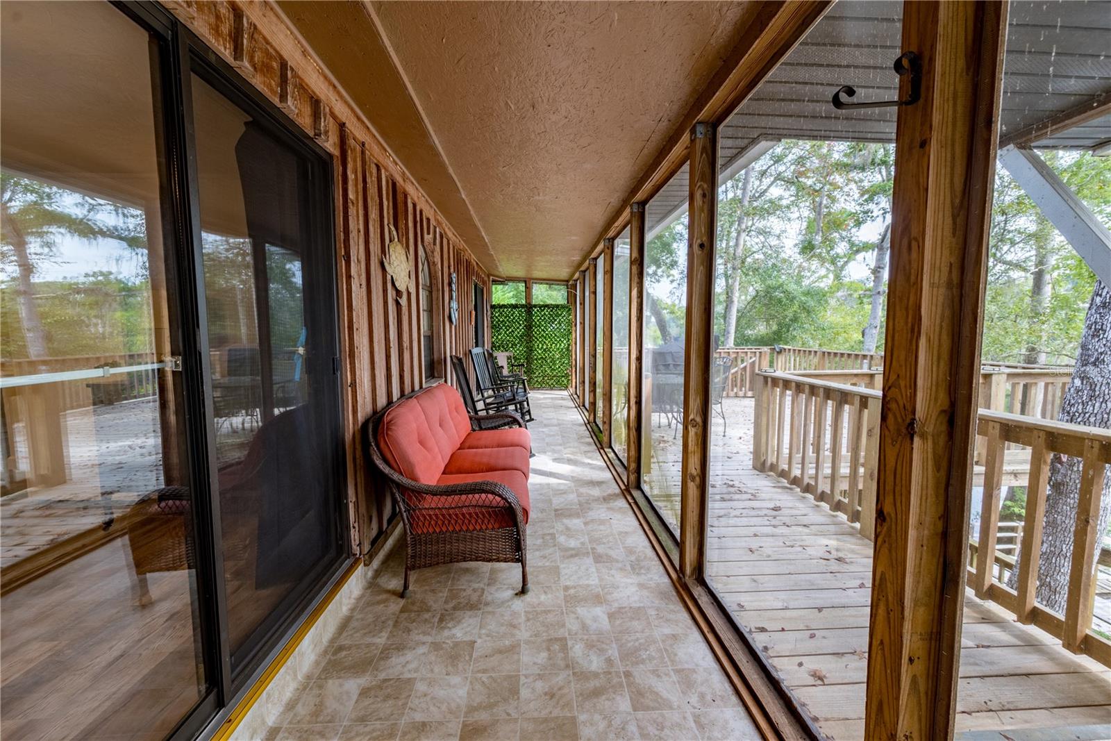 THE BLUFFS OF SUWANNEE - Residential