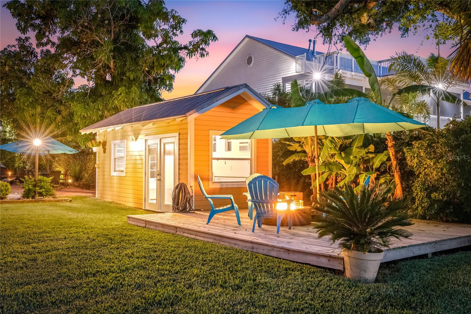 DAVIS RESUB OF RIVER FRONT PROP - Residential