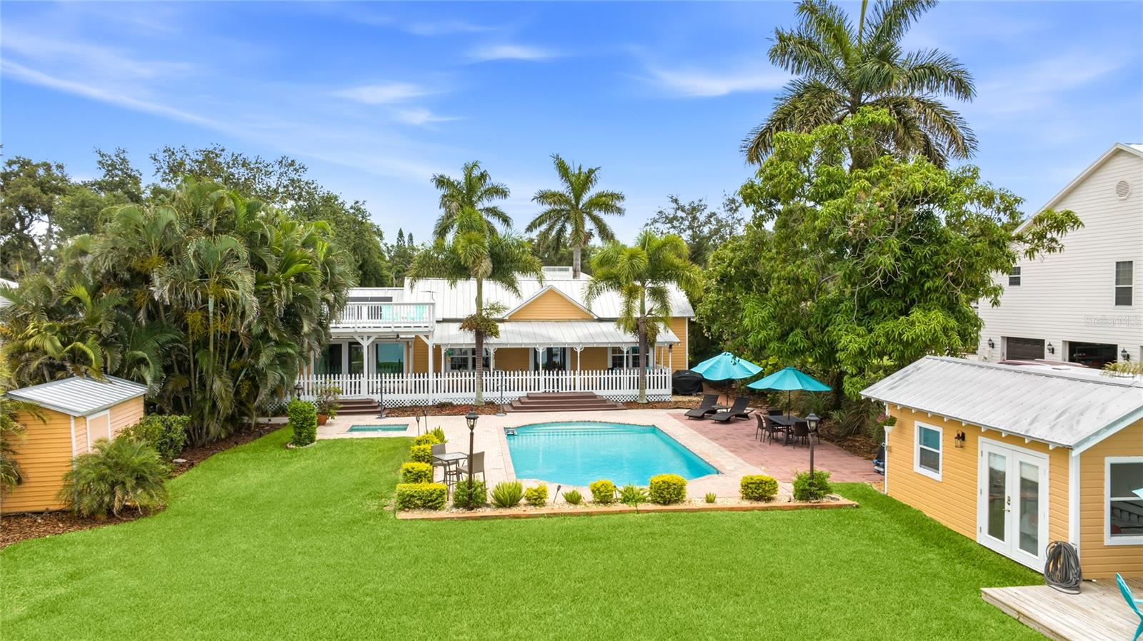 DAVIS RESUB OF RIVER FRONT PROP - Residential