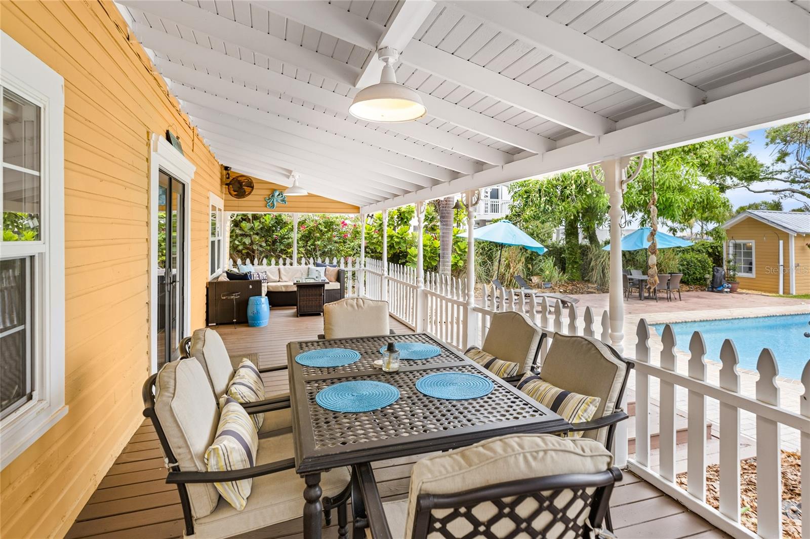 DAVIS RESUB OF RIVER FRONT PROP - Residential