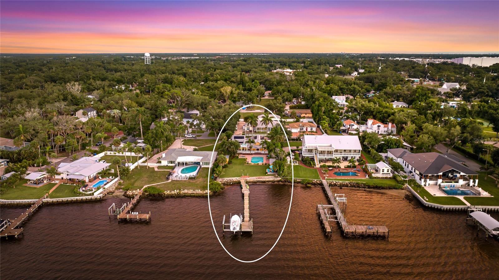 DAVIS RESUB OF RIVER FRONT PROP - Residential