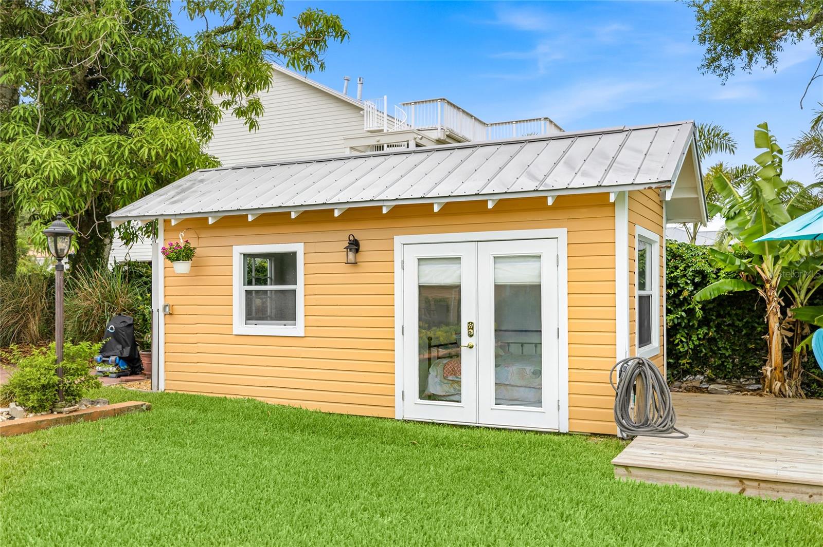 DAVIS RESUB OF RIVER FRONT PROP - Residential