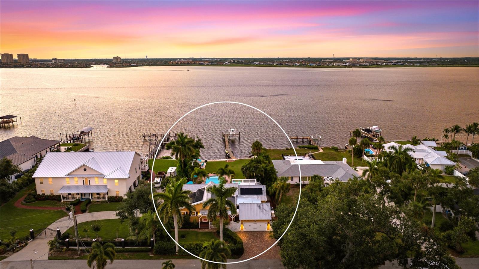 DAVIS RESUB OF RIVER FRONT PROP - Residential