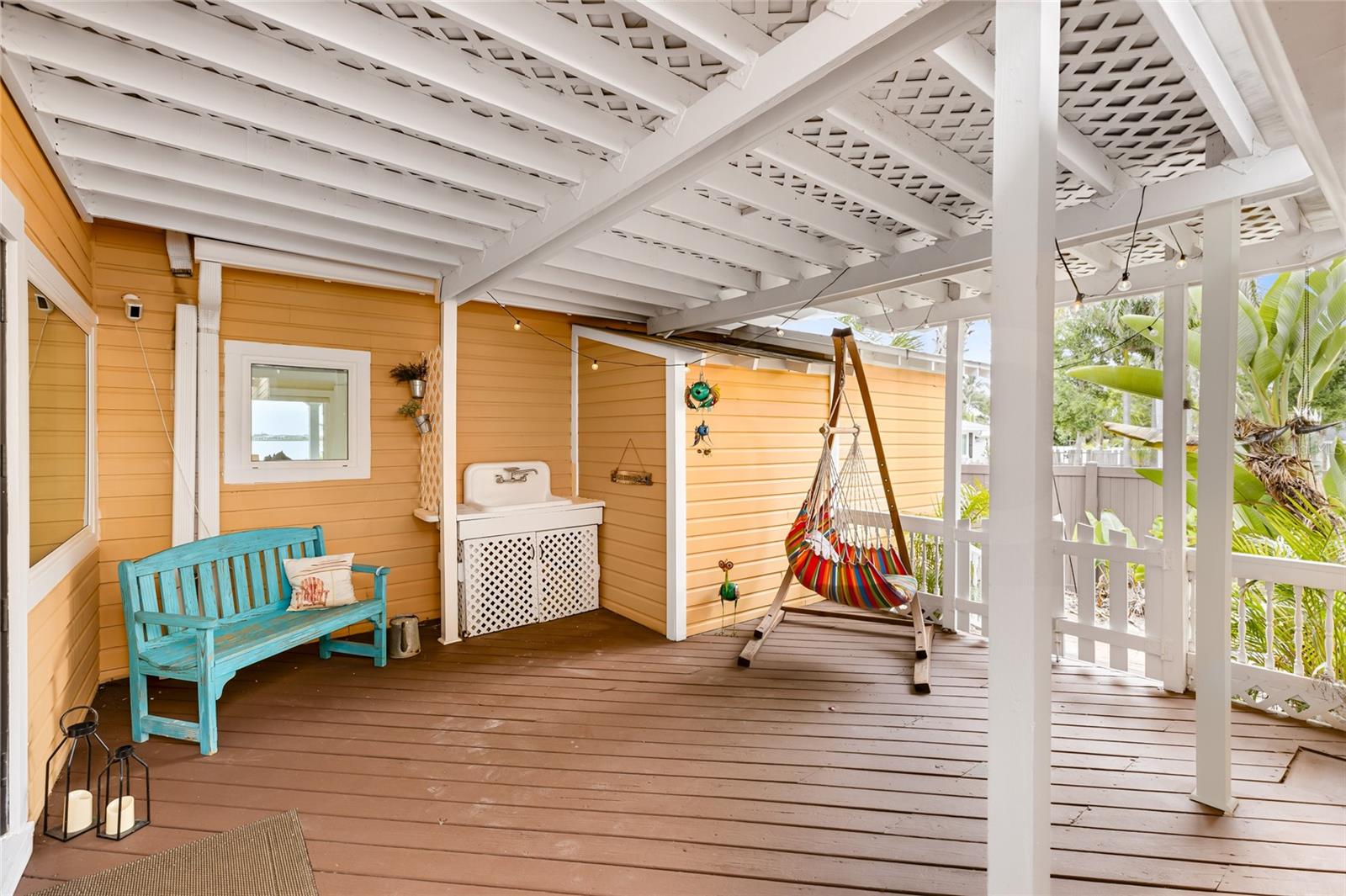 DAVIS RESUB OF RIVER FRONT PROP - Residential