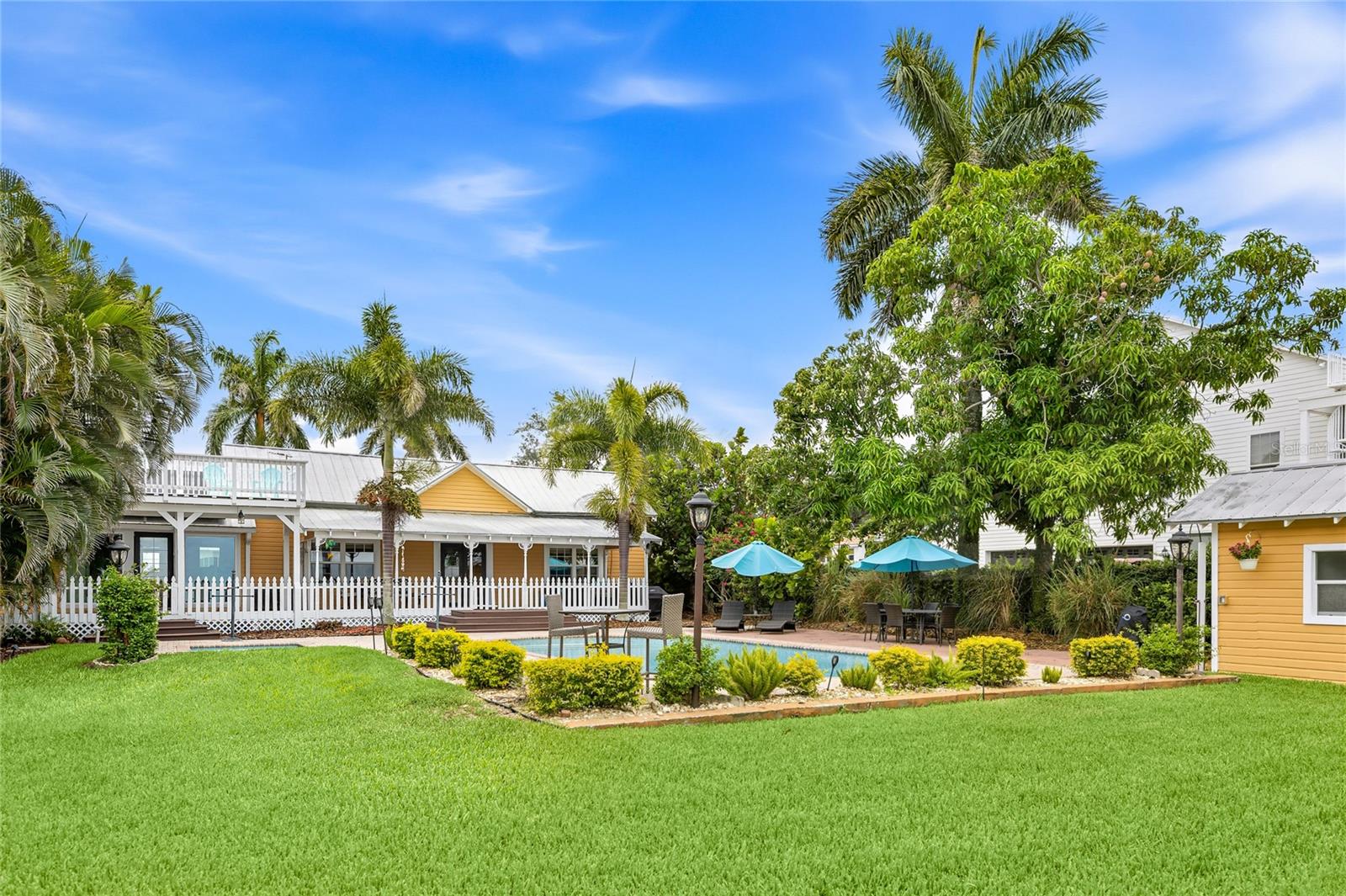 DAVIS RESUB OF RIVER FRONT PROP - Residential