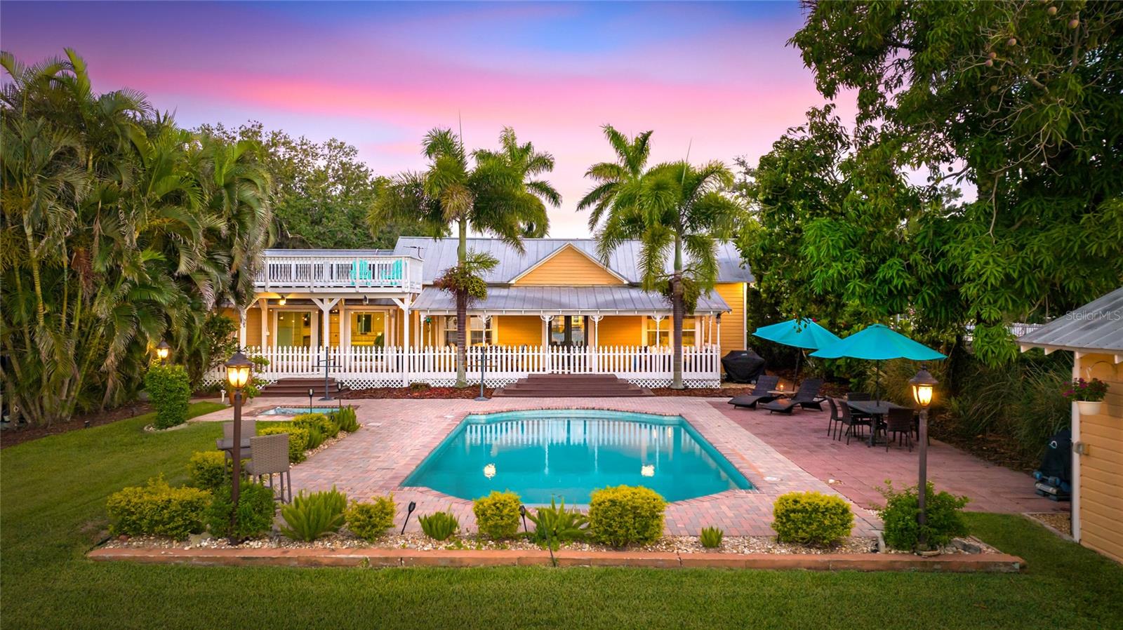 DAVIS RESUB OF RIVER FRONT PROP - Residential