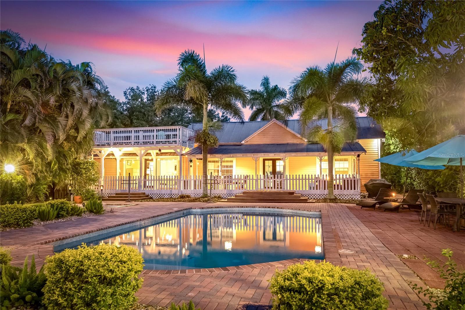 DAVIS RESUB OF RIVER FRONT PROP - Residential