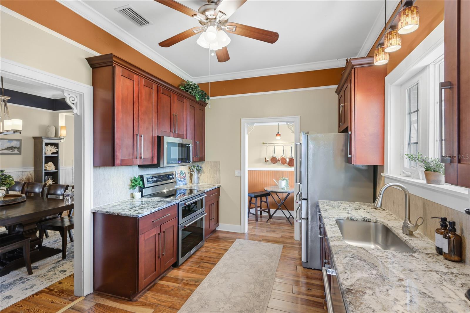 DAVIS RESUB OF RIVER FRONT PROP - Residential