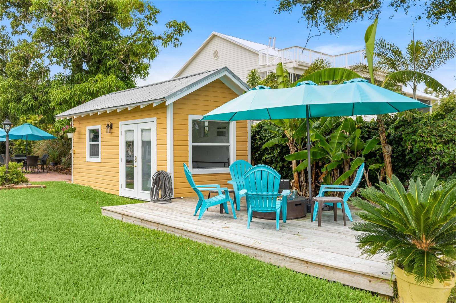 DAVIS RESUB OF RIVER FRONT PROP - Residential