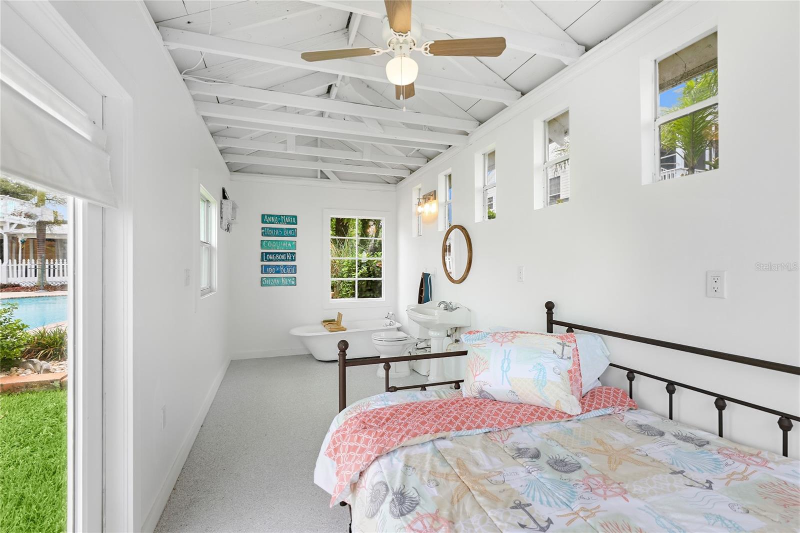 DAVIS RESUB OF RIVER FRONT PROP - Residential