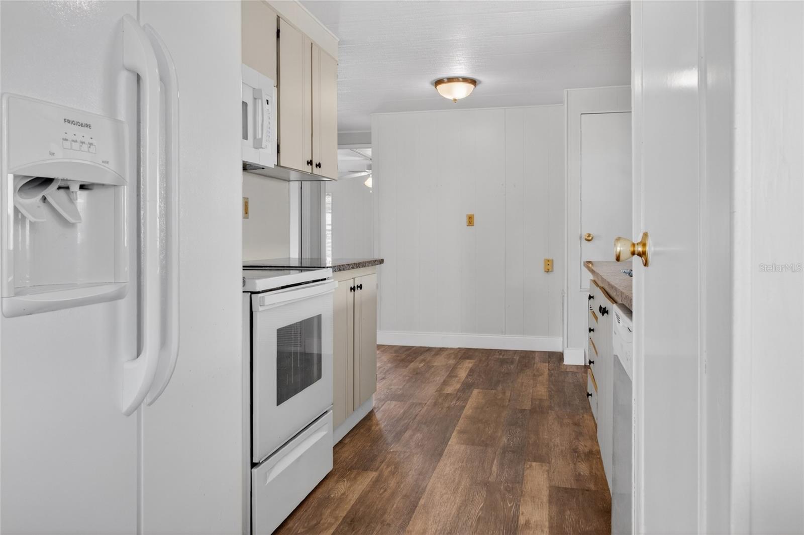 SANDALWOOD PARK - Residential