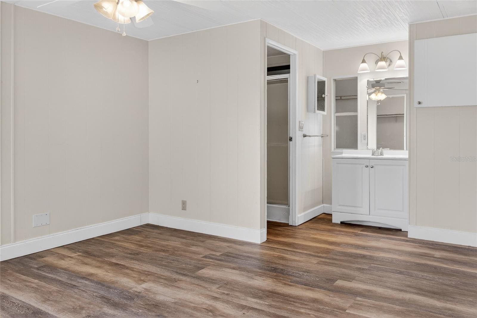SANDALWOOD PARK - Residential