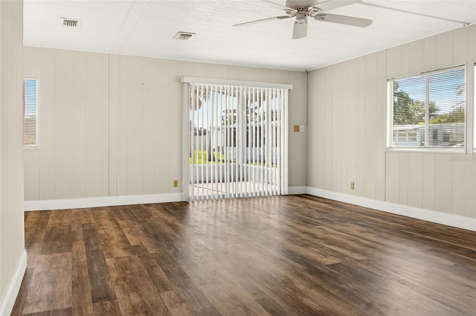 SANDALWOOD PARK - Residential