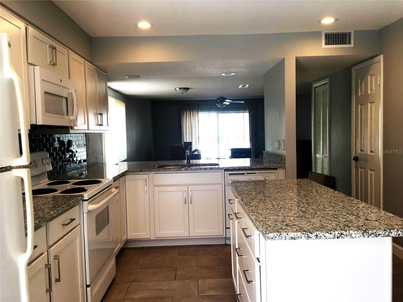 EOLA ROSE ANNEX - Residential Lease