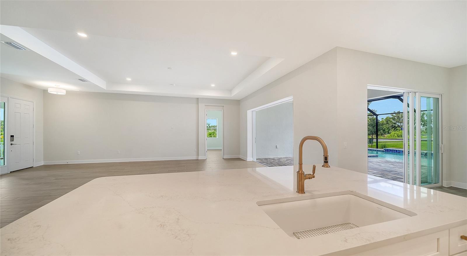 CANOE CREEK IV - Residential