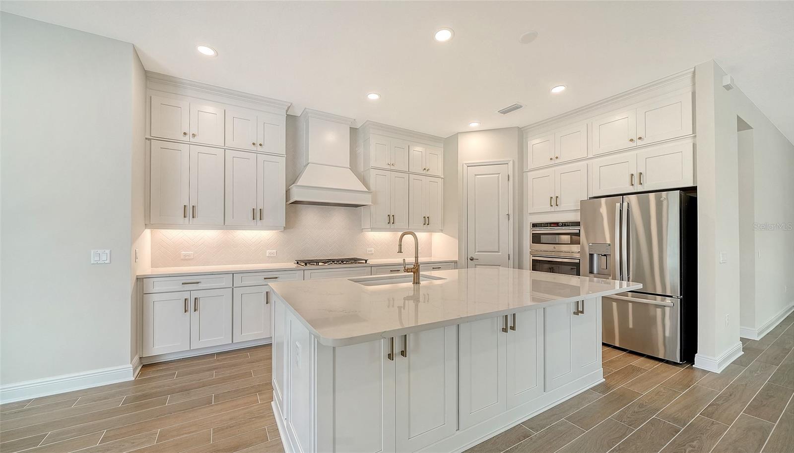 CANOE CREEK IV - Residential