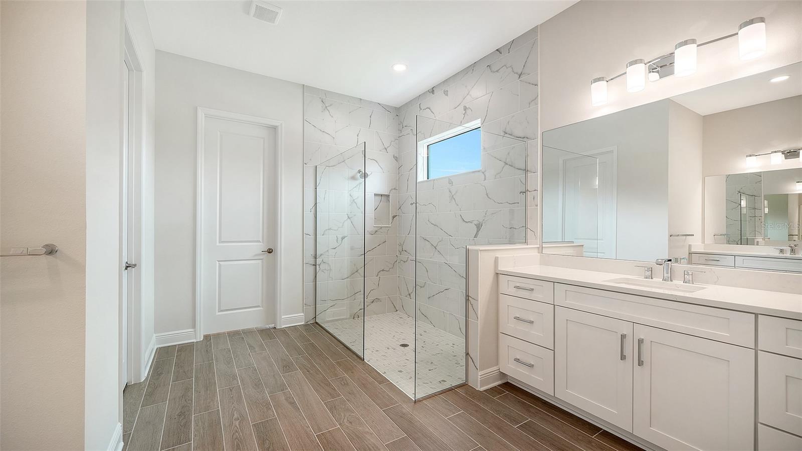 CANOE CREEK IV - Residential