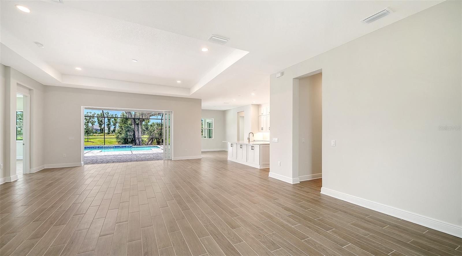 CANOE CREEK IV - Residential