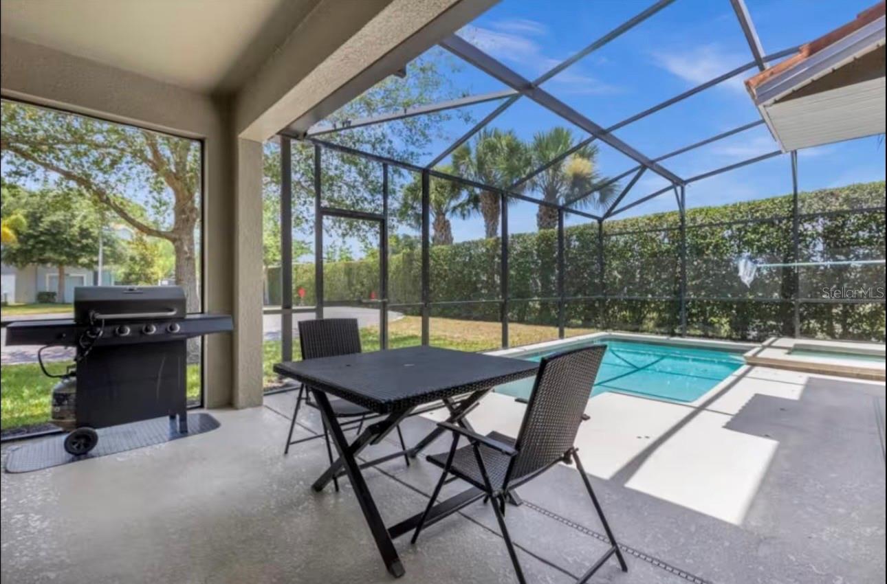 PARADISE PALMS RESIDENCE PH 4 - Residential