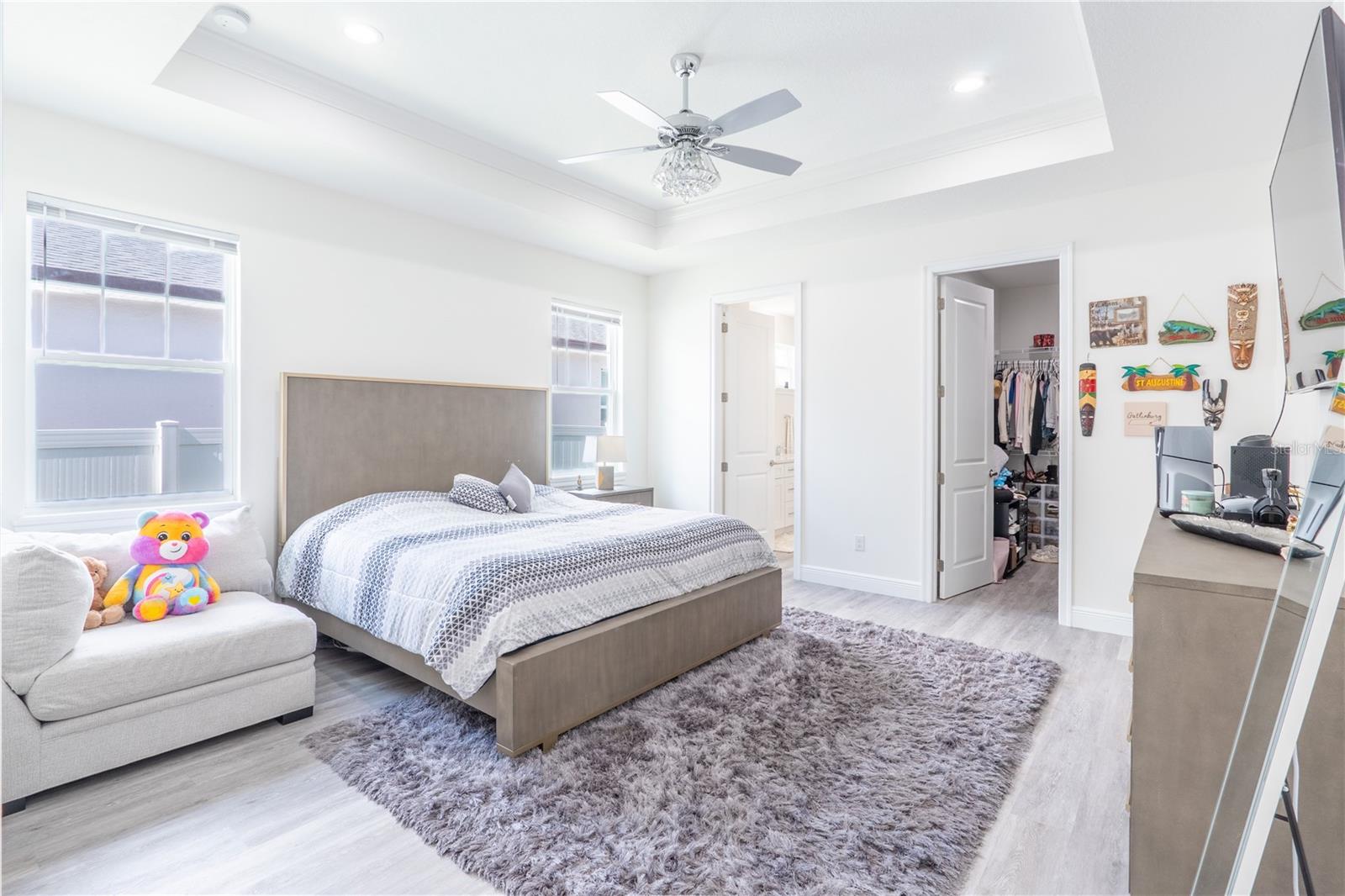 SILVER LAKE ESTATES - Residential