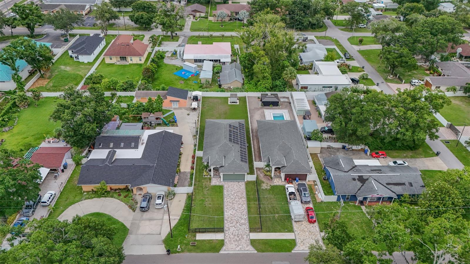 SILVER LAKE ESTATES - Residential