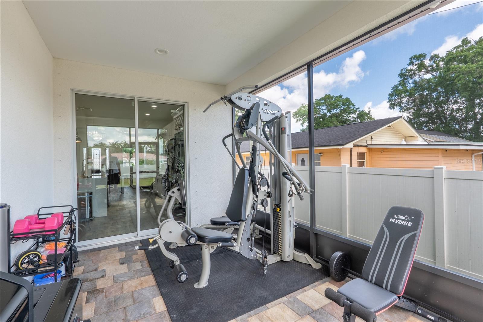 SILVER LAKE ESTATES - Residential