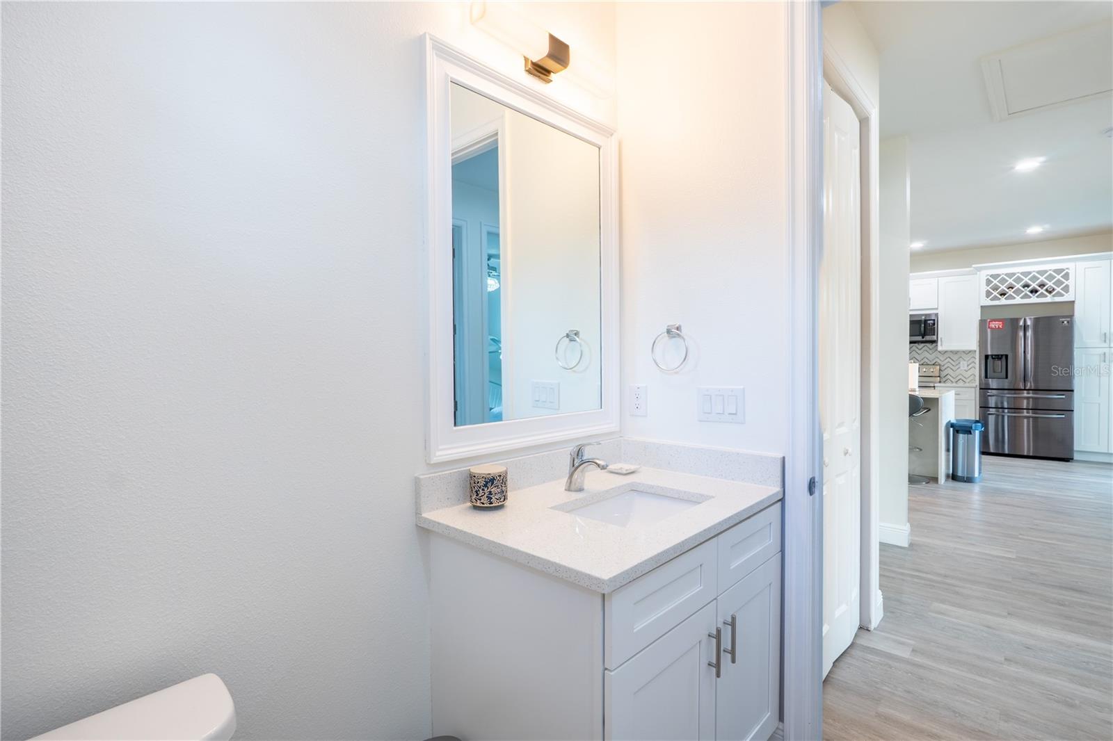SILVER LAKE ESTATES - Residential