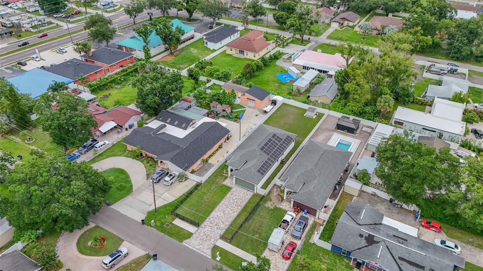 SILVER LAKE ESTATES - Residential