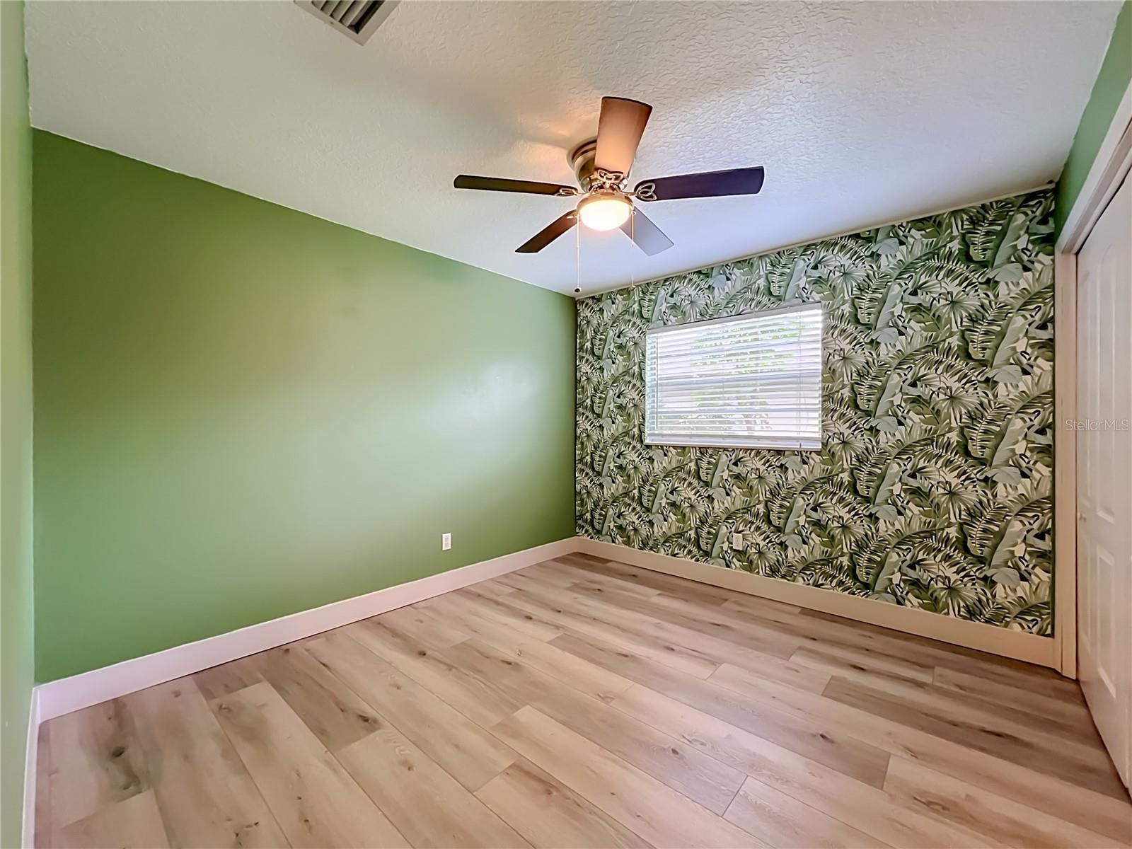GRANADA WOODS - Residential