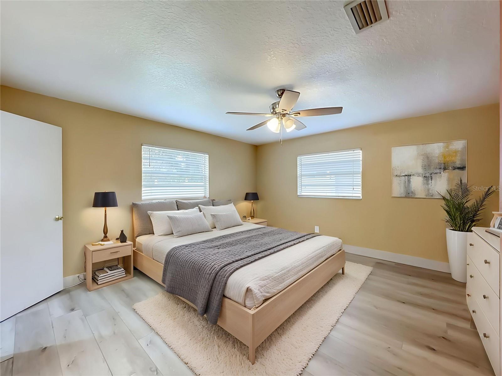 GRANADA WOODS - Residential