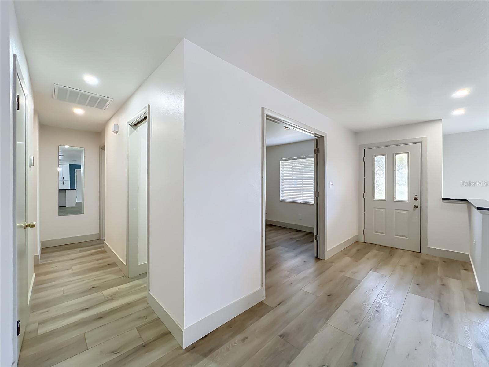 GRANADA WOODS - Residential