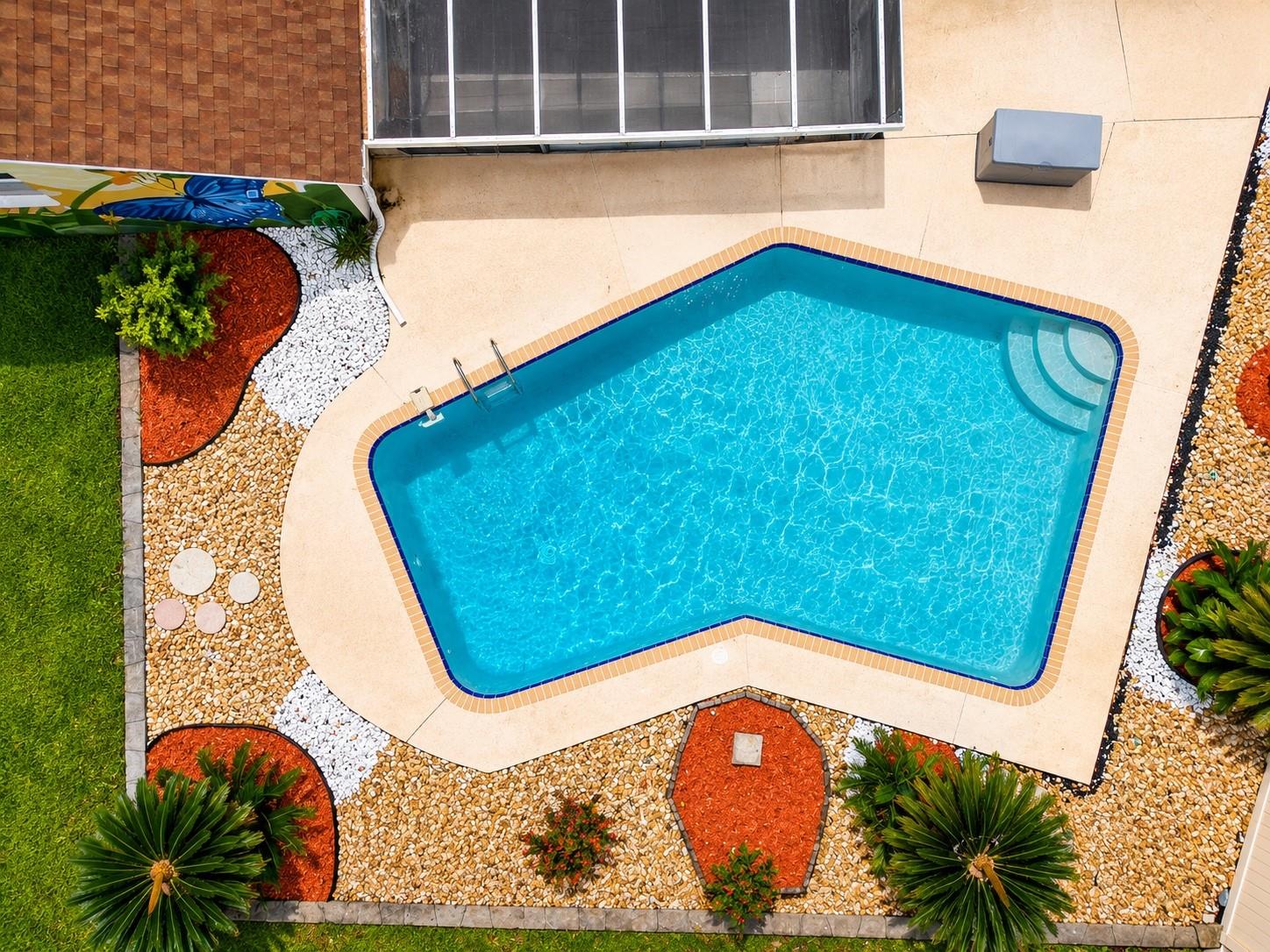 GRANADA WOODS - Residential