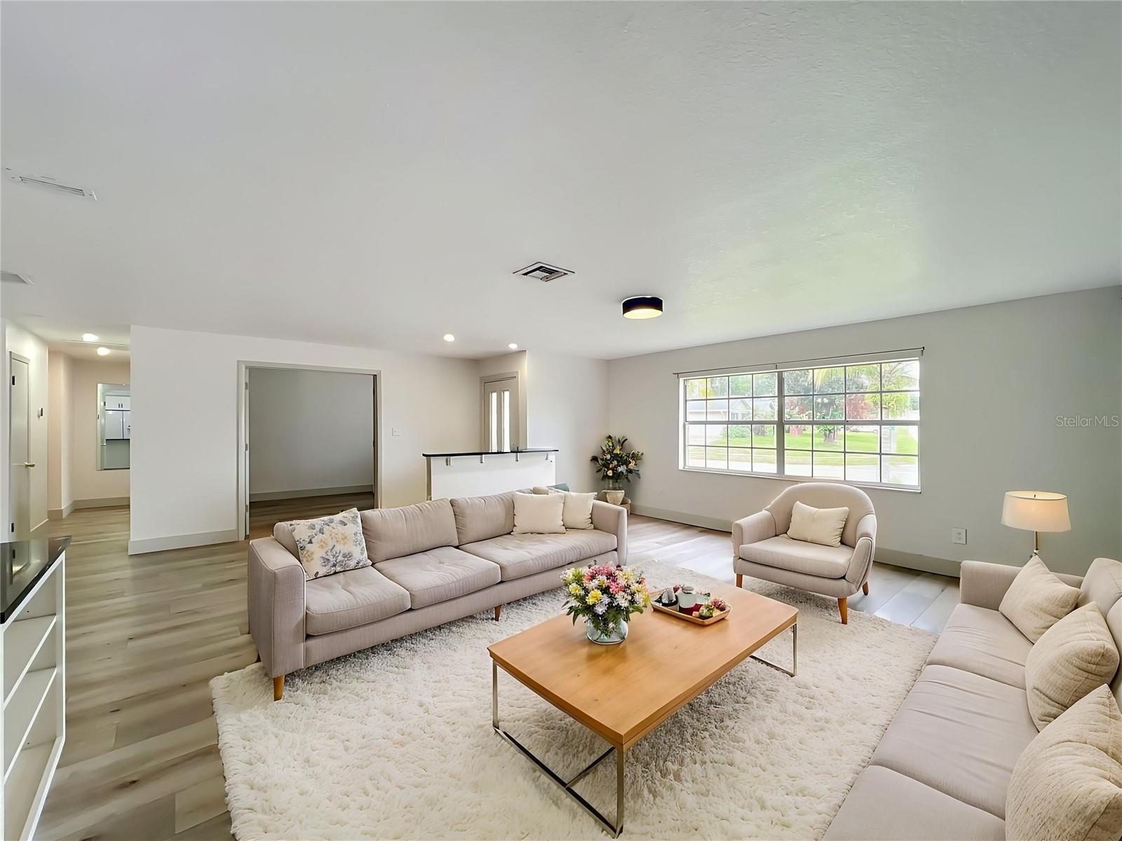GRANADA WOODS - Residential