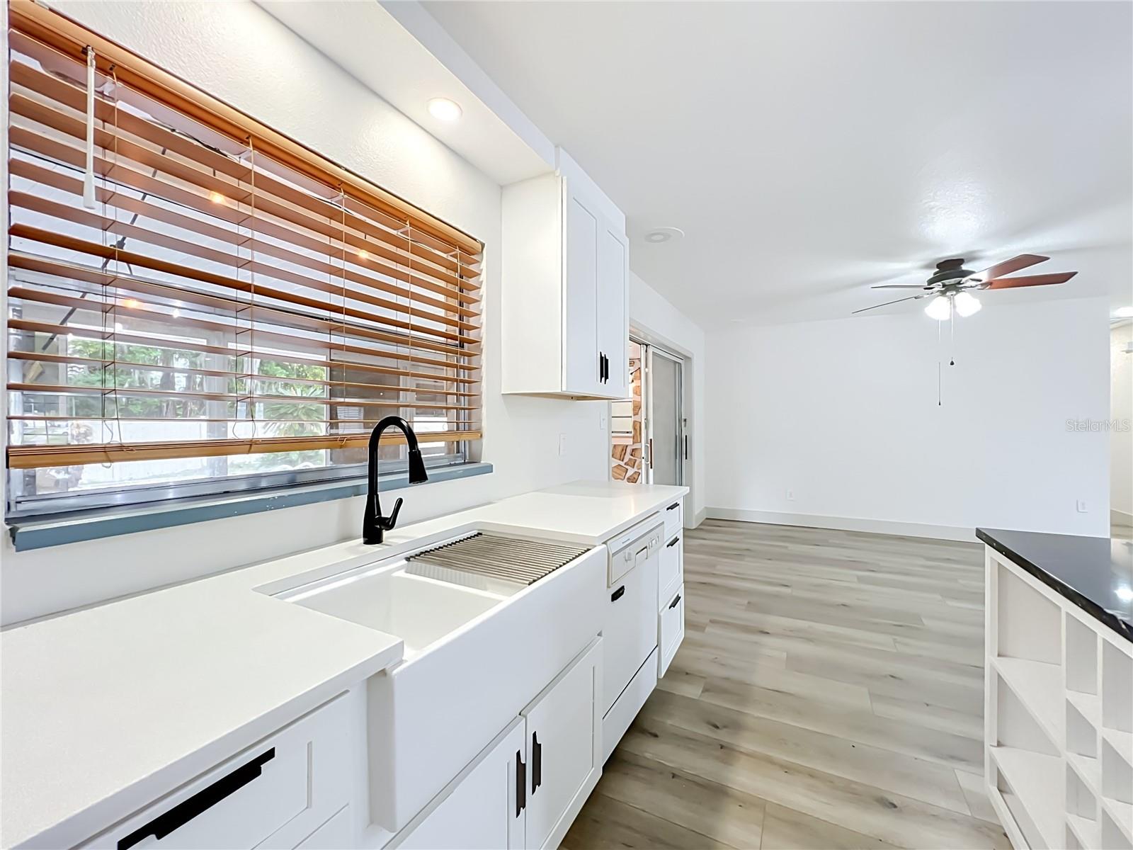 GRANADA WOODS - Residential
