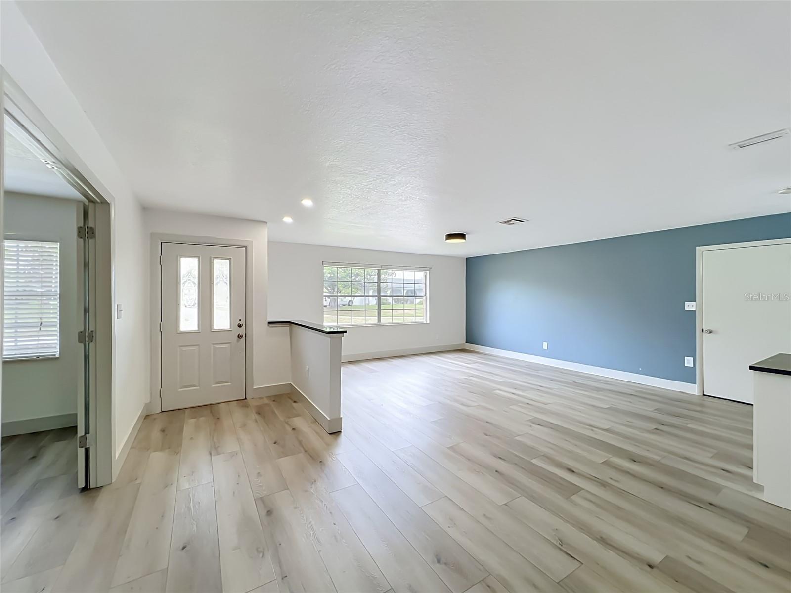 GRANADA WOODS - Residential