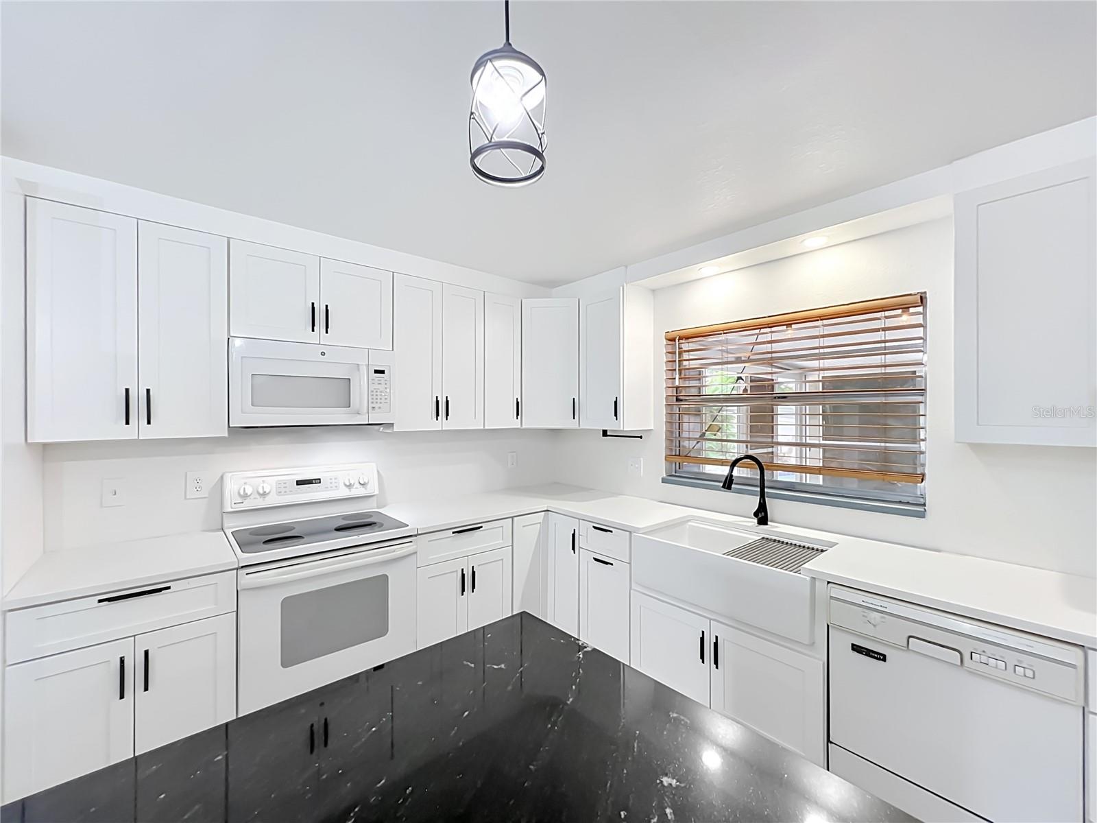 GRANADA WOODS - Residential