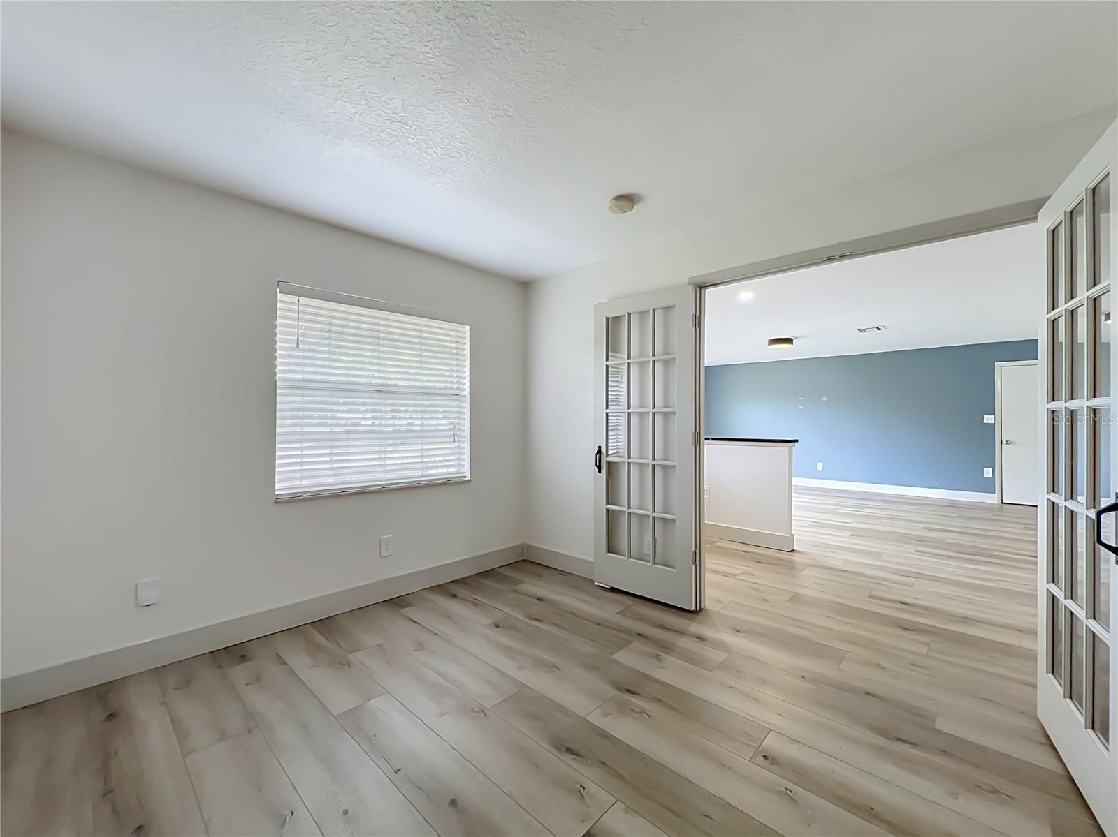 GRANADA WOODS - Residential