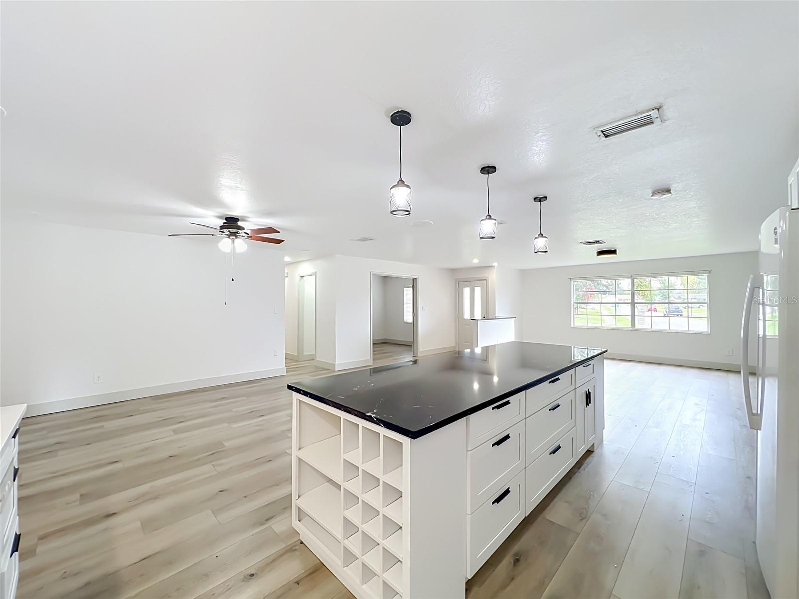 GRANADA WOODS - Residential