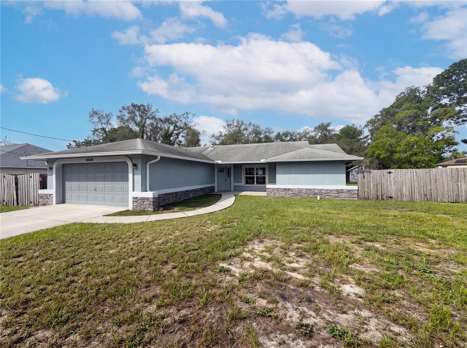 SPRING HILL - Residential