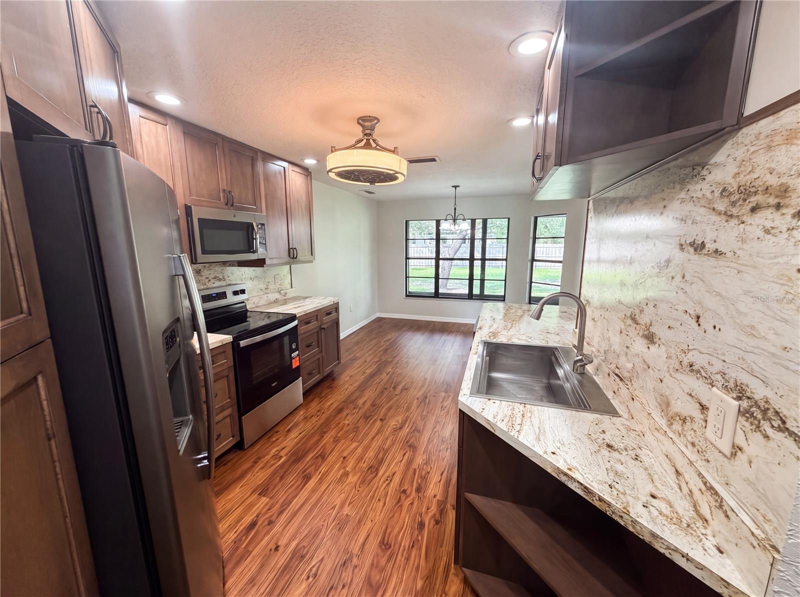 SPRING HILL - Residential