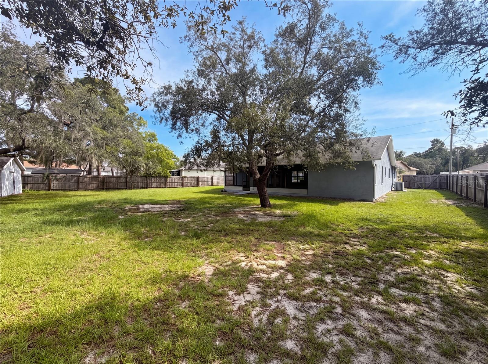 SPRING HILL - Residential
