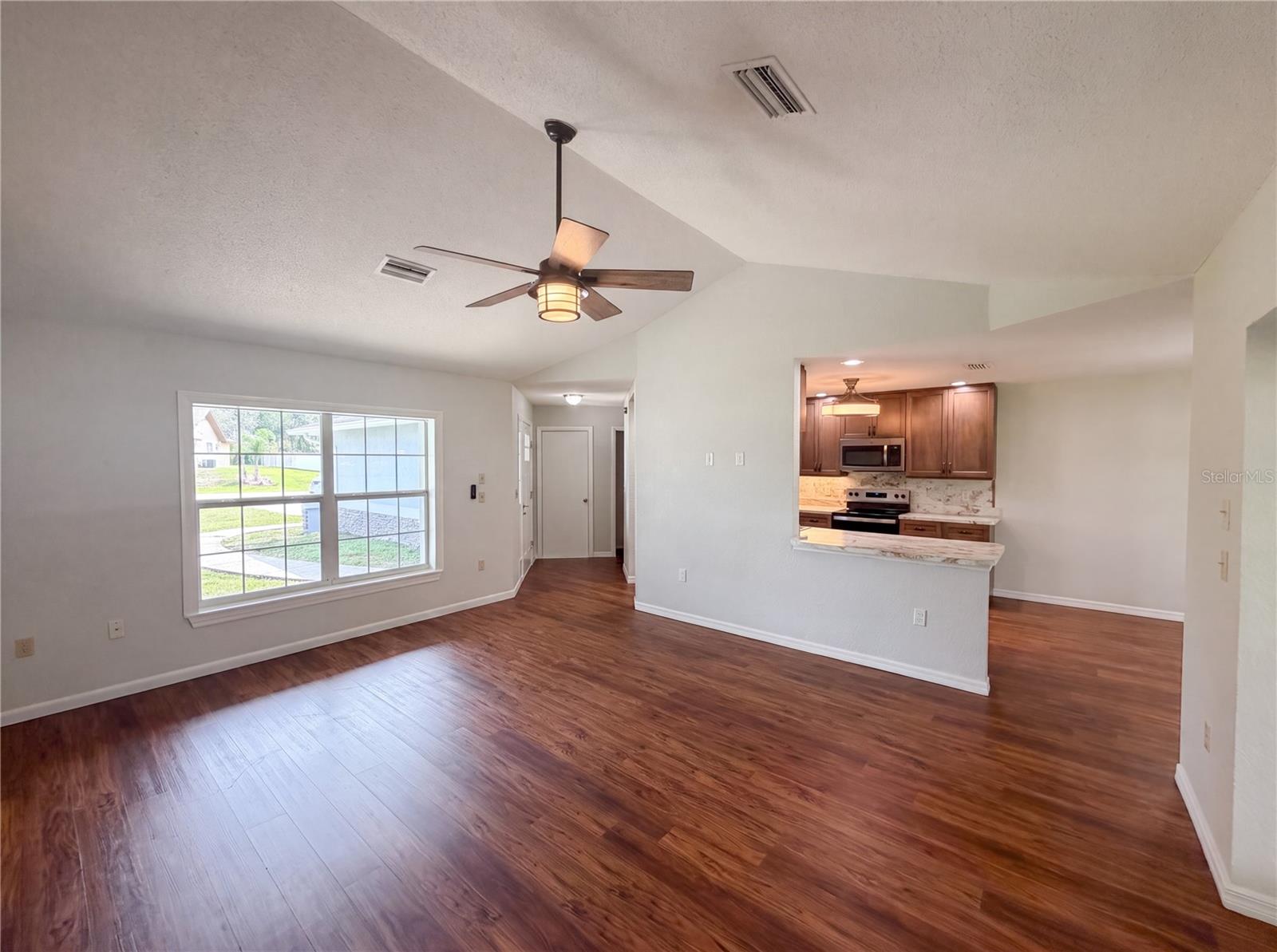 SPRING HILL - Residential